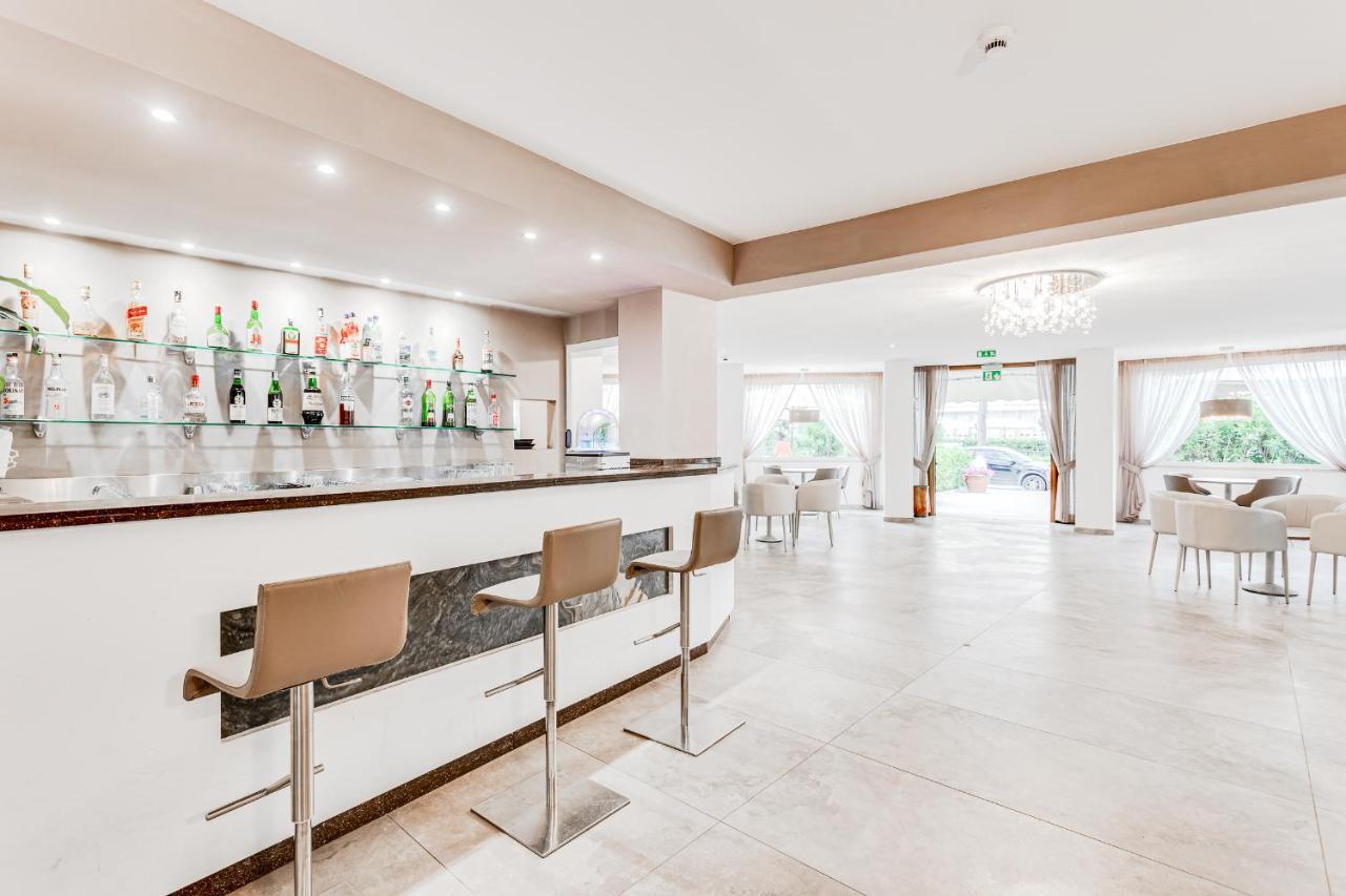 Hotel Schiller Cervia Luaran gambar