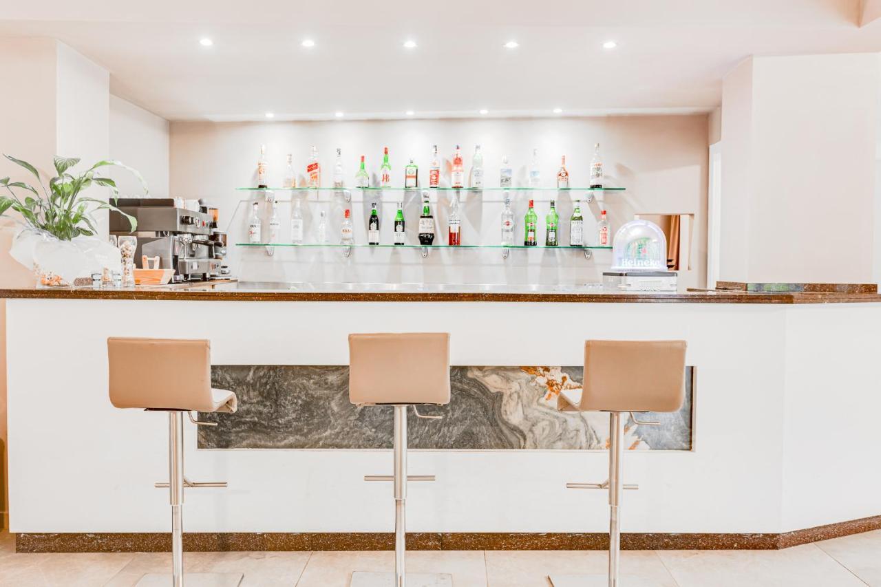 Hotel Schiller Cervia Luaran gambar