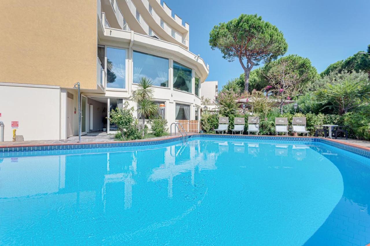 Hotel Schiller Cervia Luaran gambar